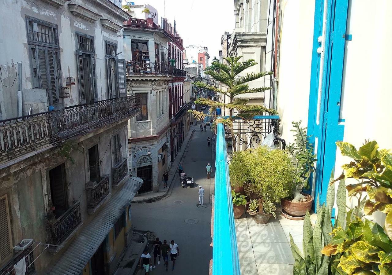 Hostal Juanita Habana Vieja Havana Exterior photo