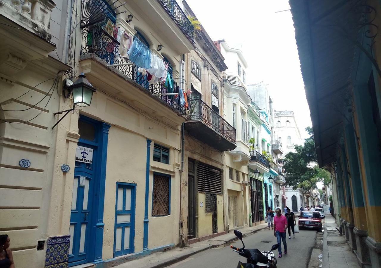 Hostal Juanita Habana Vieja Havana Exterior photo